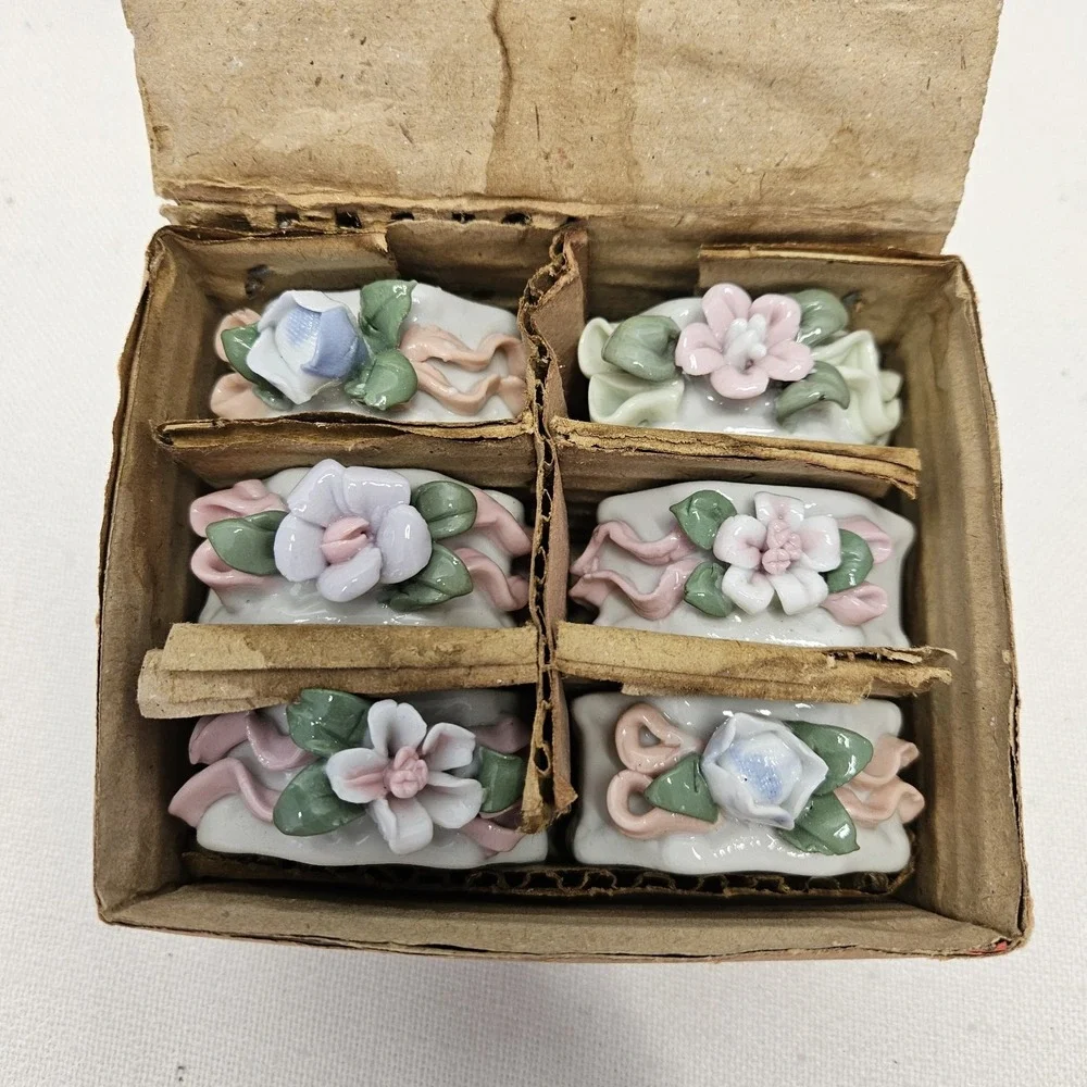 Vintage VTG Napkin Rings Set of 6 White Floral Porcelain Table Decor Cottagecore